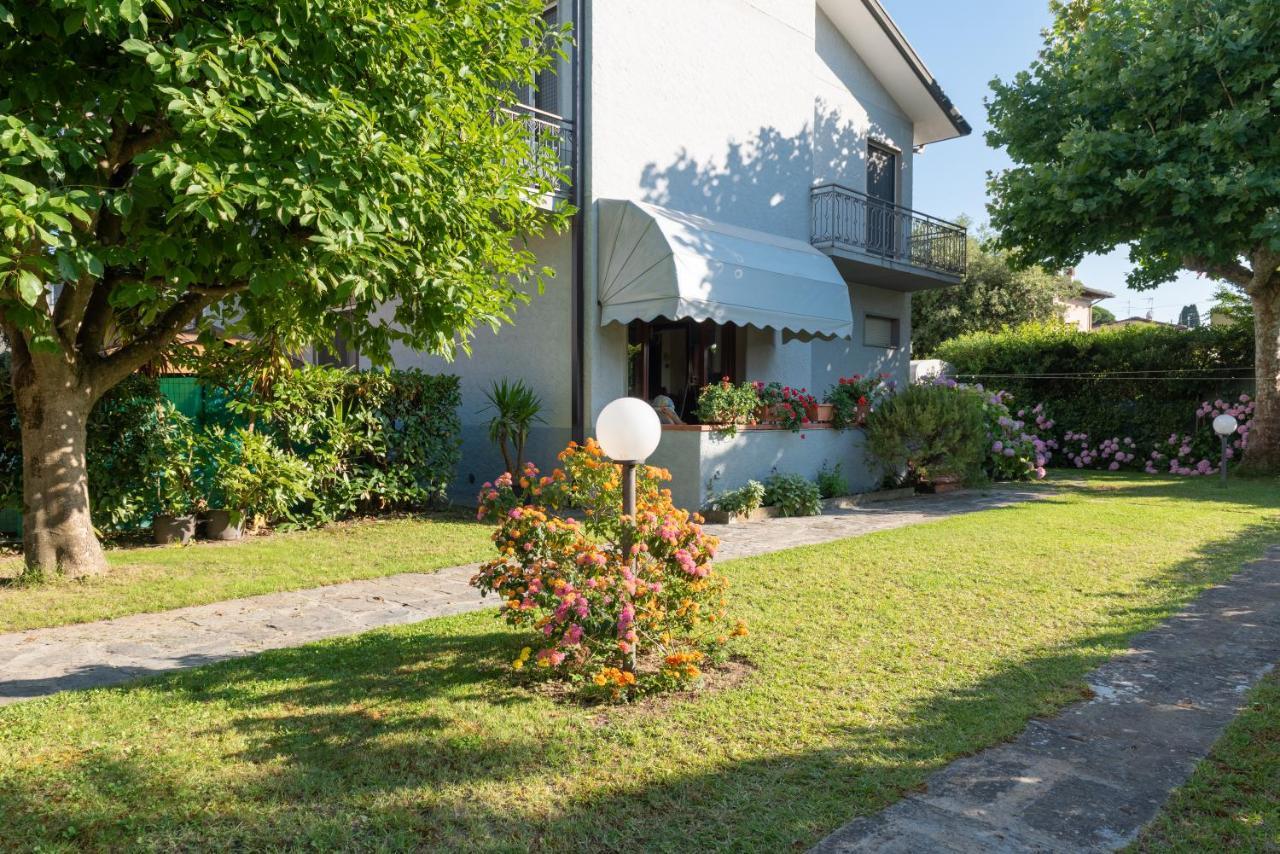 Apartment Holiday Versilia 卡麦奥雷 外观 照片