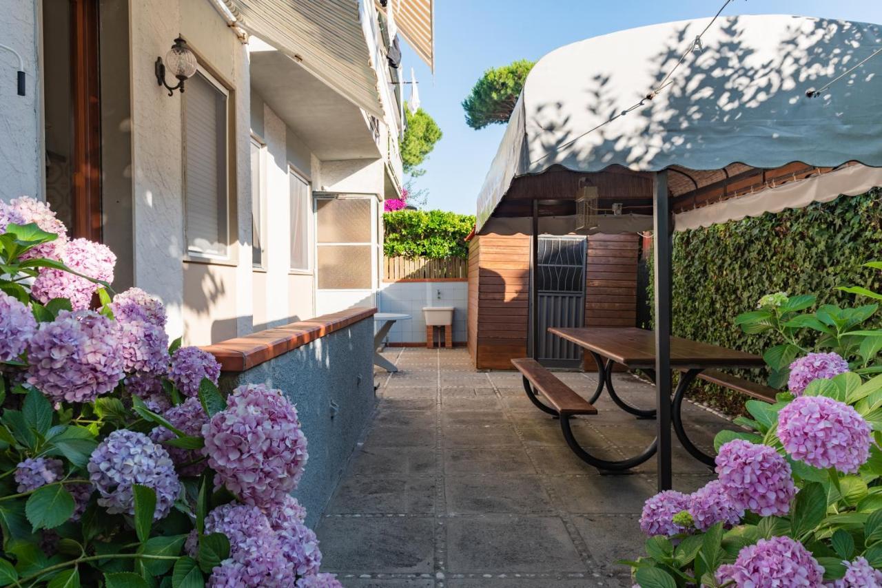 Apartment Holiday Versilia 卡麦奥雷 外观 照片