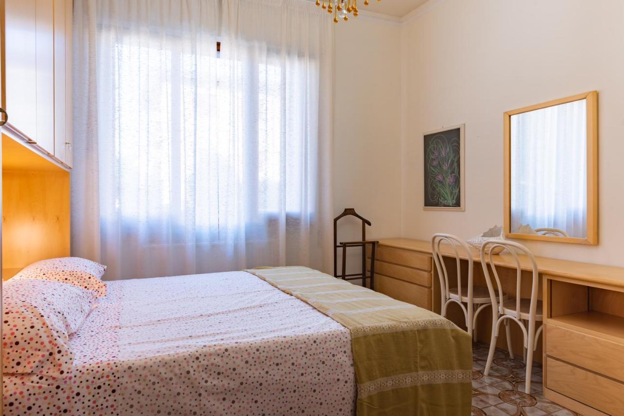 Apartment Holiday Versilia 卡麦奥雷 外观 照片
