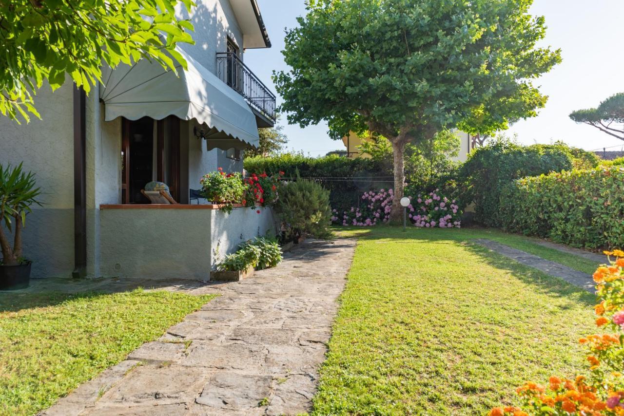 Apartment Holiday Versilia 卡麦奥雷 外观 照片